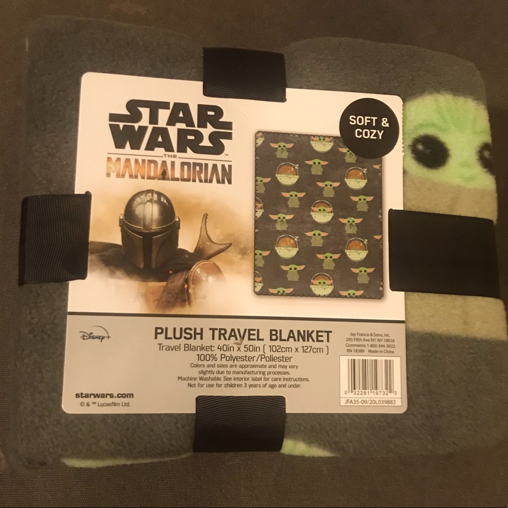 Mandalorian Baby Yoda Blanket